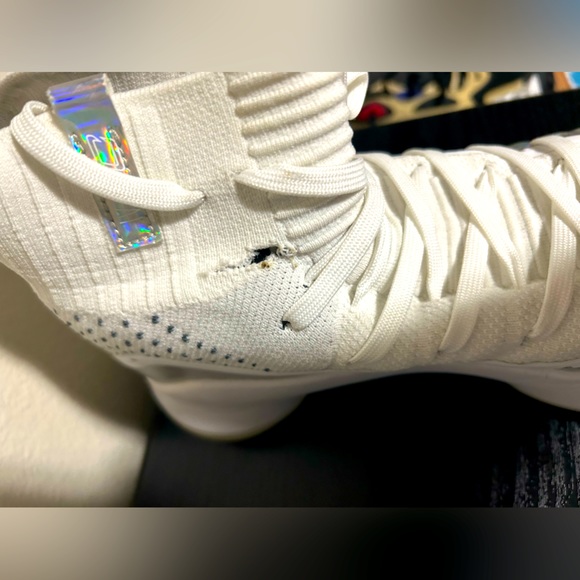 🔥Rare White Under Armour SC white & silver high top bball shoes - size M8.5 - Picture 14 of 15